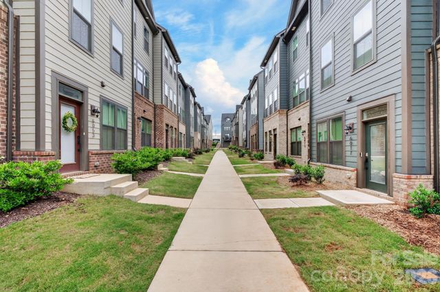 6019 Fonsac Lane 2007A, Charlotte, NC 28217
