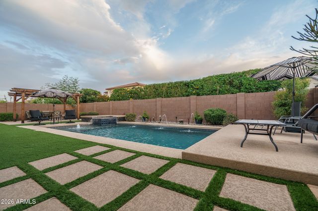 9563 W JJ RANCH Road, Peoria, AZ 85383