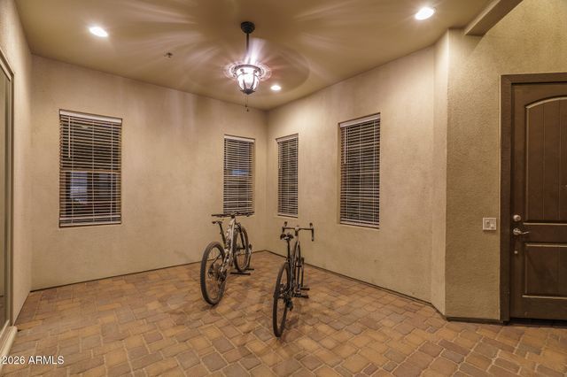 9563 W JJ RANCH Road, Peoria, AZ 85383