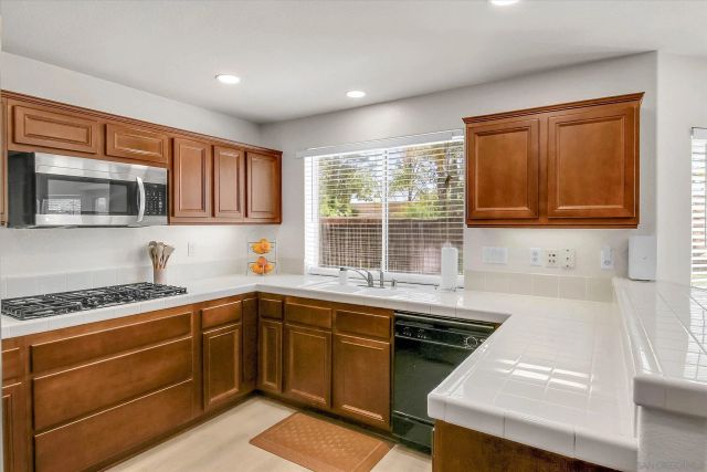 25864 Marco Polo St, Murrieta, CA 92563