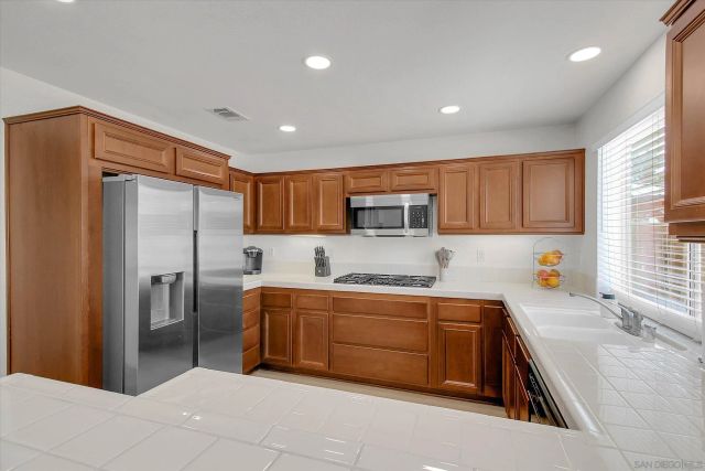 25864 Marco Polo St, Murrieta, CA 92563