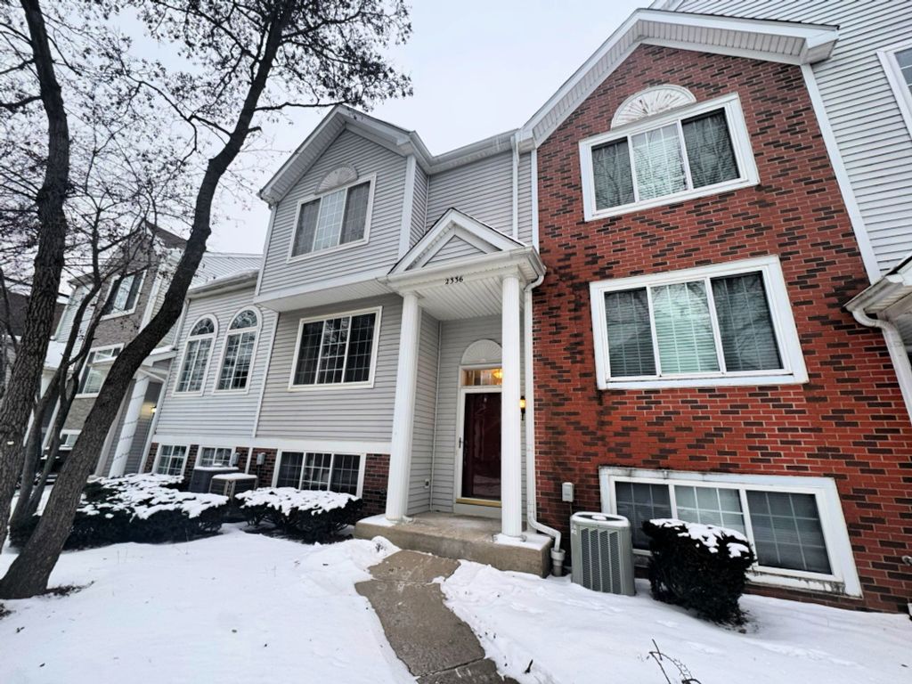 2336 Dawson Lane, Algonquin, IL 60102