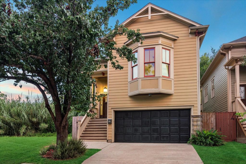519 Threlkeld Street, Houston, TX 77007