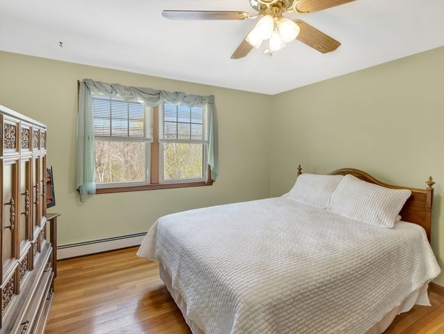 15 Riverside Dr, Mansfield, MA 02048