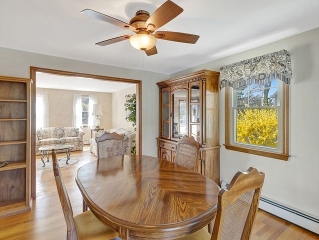 15 Riverside Dr, Mansfield, MA 02048