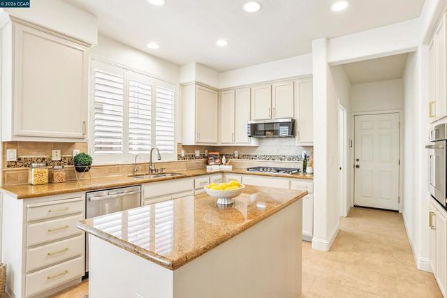 1344 Panwood Ct, Brentwood, CA 94513