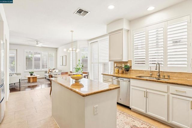 1344 Panwood Ct, Brentwood, CA 94513