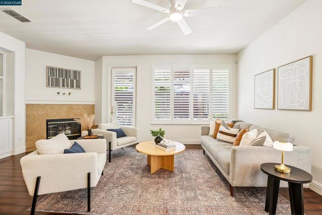 1344 Panwood Ct, Brentwood, CA 94513