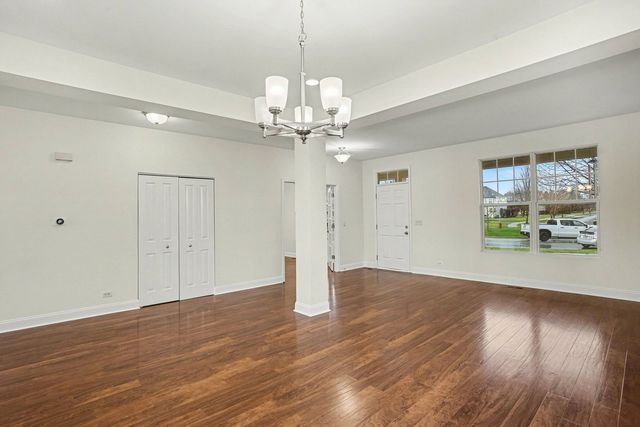 26613 Silverleaf Drive, Plainfield, IL 60585