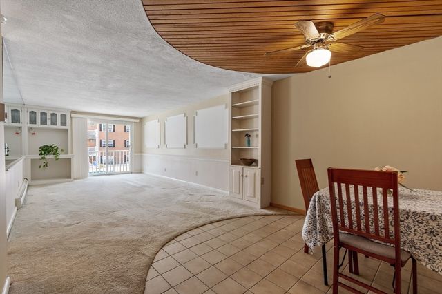 36 Leonard Rd 36, Boxborough, MA 01719