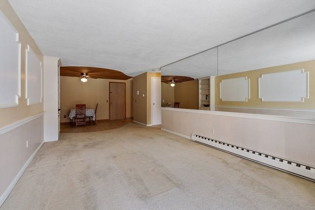 36 Leonard Rd 36, Boxborough, MA 01719