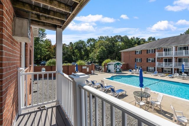 36 Leonard Rd 36, Boxborough, MA 01719