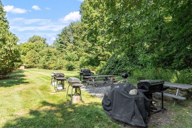 36 Leonard Rd 36, Boxborough, MA 01719