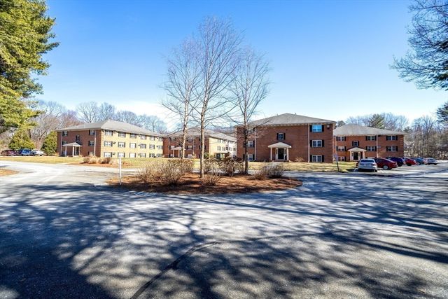 36 Leonard Rd 36, Boxborough, MA 01719