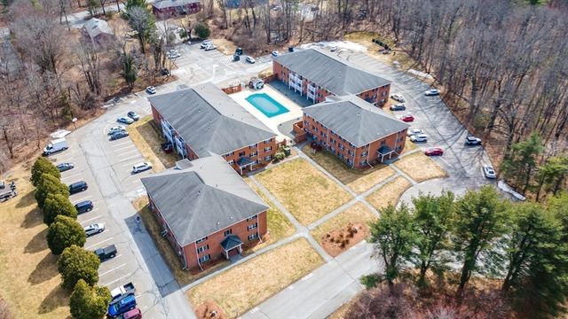 36 Leonard Rd 36, Boxborough, MA 01719