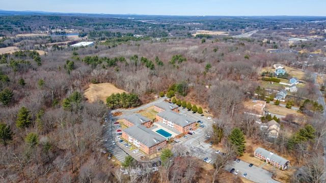 36 Leonard Rd 36, Boxborough, MA 01719