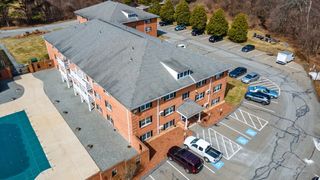 36 Leonard Rd 36, Boxborough, MA 01719