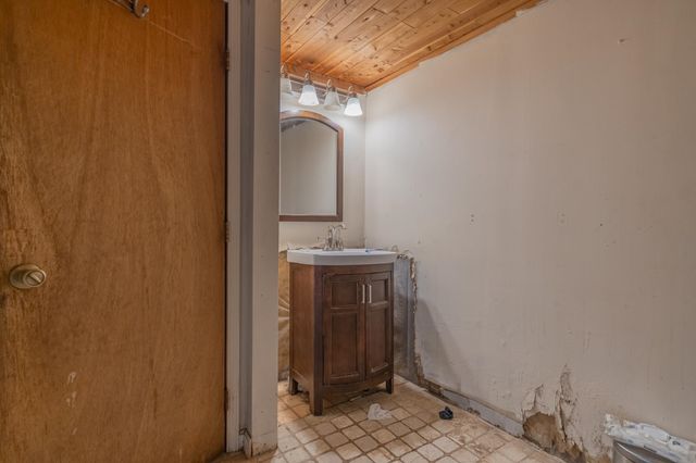 858 CRAZY HORSE WAY, Fairbanks, AK 99712