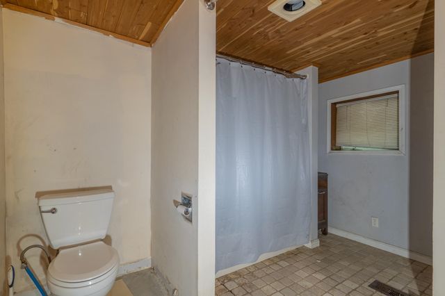 858 CRAZY HORSE WAY, Fairbanks, AK 99712