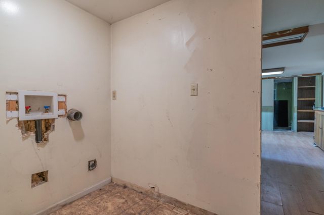 858 CRAZY HORSE WAY, Fairbanks, AK 99712