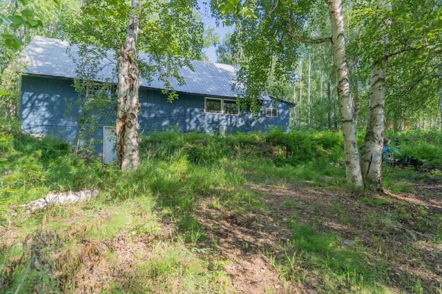 858 CRAZY HORSE WAY, Fairbanks, AK 99712