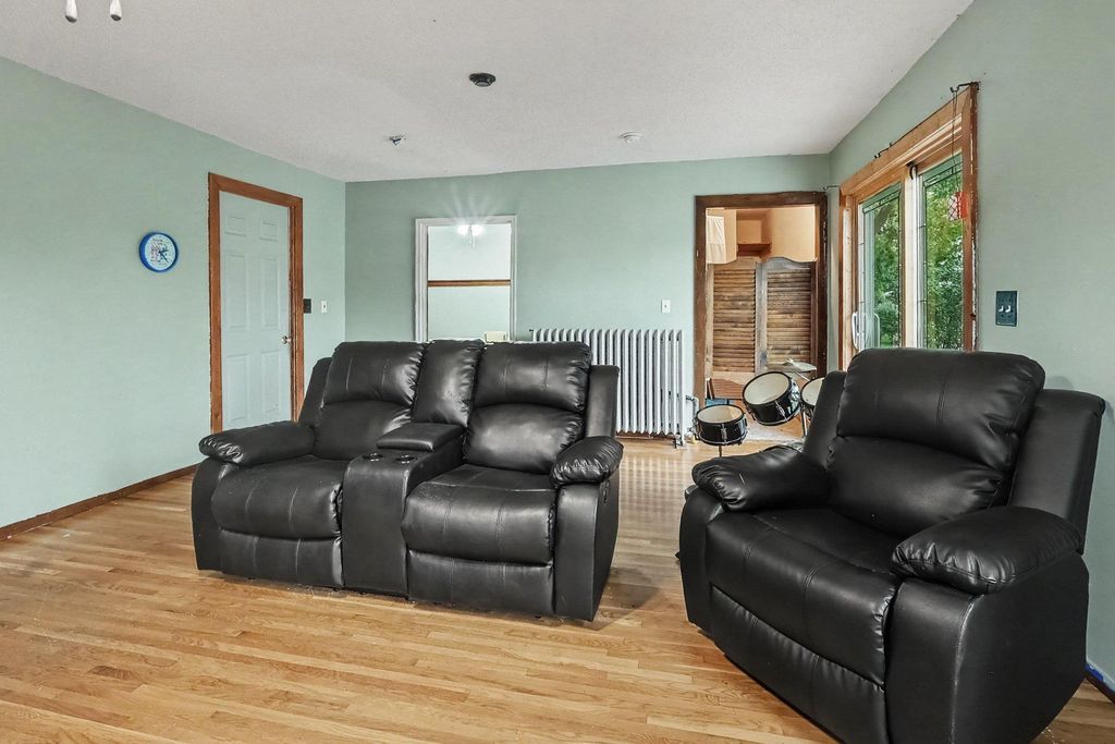 609 Main Street N, Lonsdale, MN 55046 — photo 4