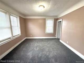 4700 CURTIS Street 2W, Dearborn, MI 48126