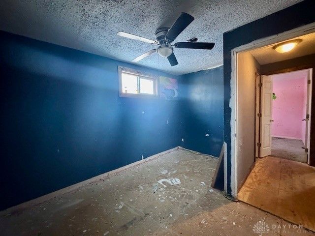 4407 Redmond Road, Springfield, OH 45505