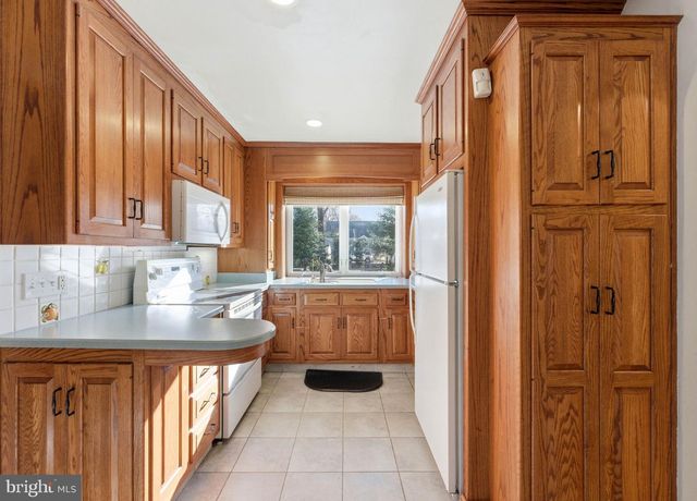 7 S GARFIELD AVE, Wenonah, NJ 08090