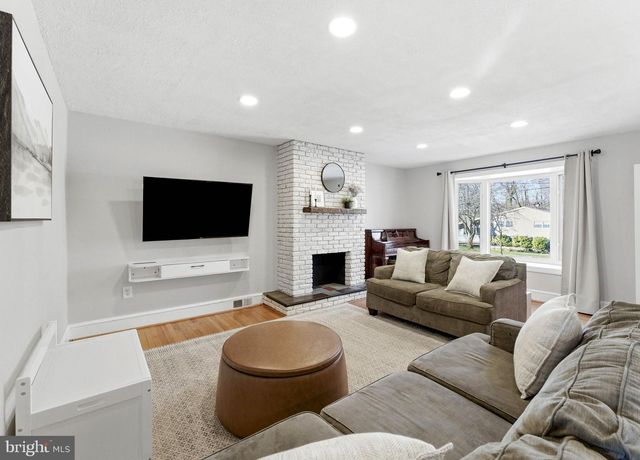 7 S GARFIELD AVE, Wenonah, NJ 08090
