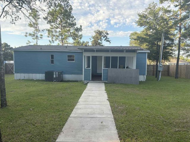 135 Rembrandt Circle, Defuniak Springs, FL 32433