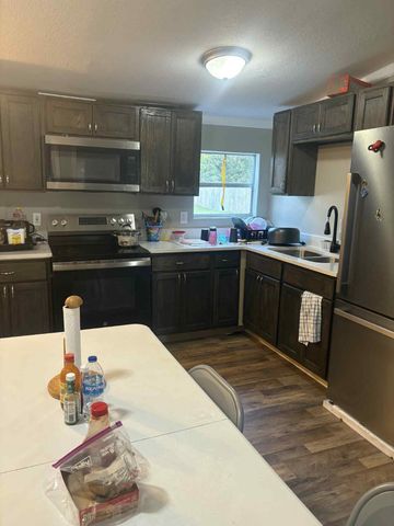 135 Rembrandt Circle, Defuniak Springs, FL 32433