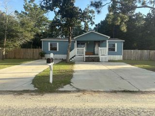 135 Rembrandt Circle, Defuniak Springs, FL 32433