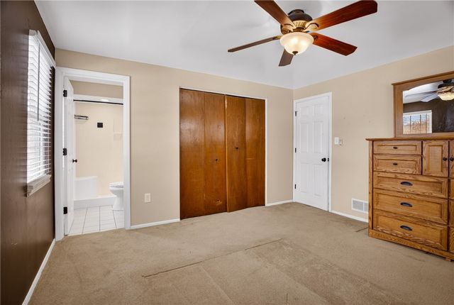 106 Valley Hi Dr, Ross Twp, PA 15229