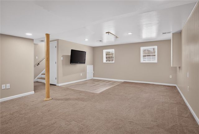 106 Valley Hi Dr, Ross Twp, PA 15229