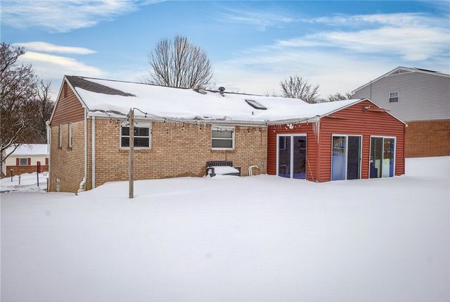 106 Valley Hi Dr, Ross Twp, PA 15229