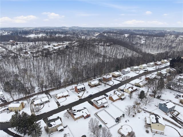 106 Valley Hi Dr, Ross Twp, PA 15229