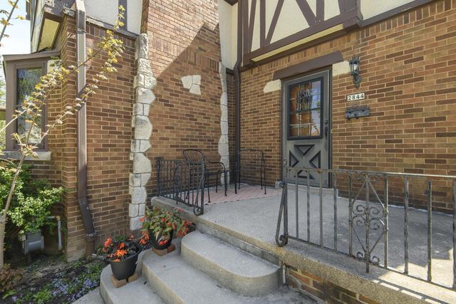 2844 N Hartung AVENUE, Milwaukee, WI 53210