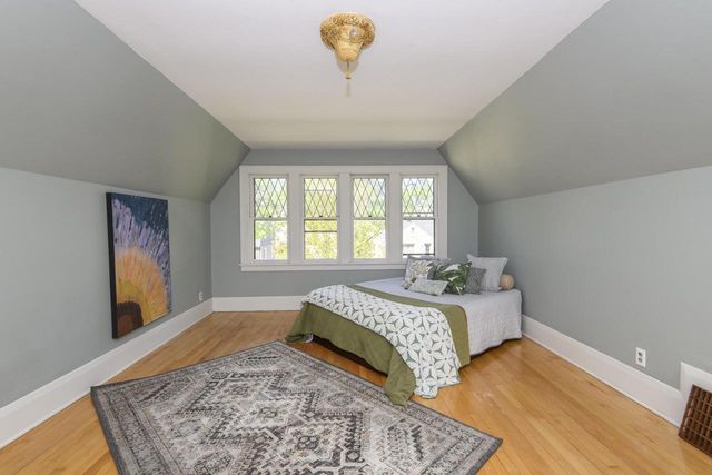 2844 N Hartung AVENUE, Milwaukee, WI 53210