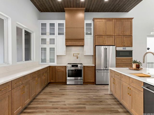 22115 Touring Ln, San Antonio, TX 78257