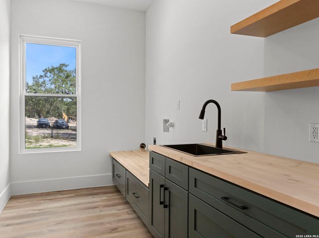 22115 Touring Ln, San Antonio, TX 78257