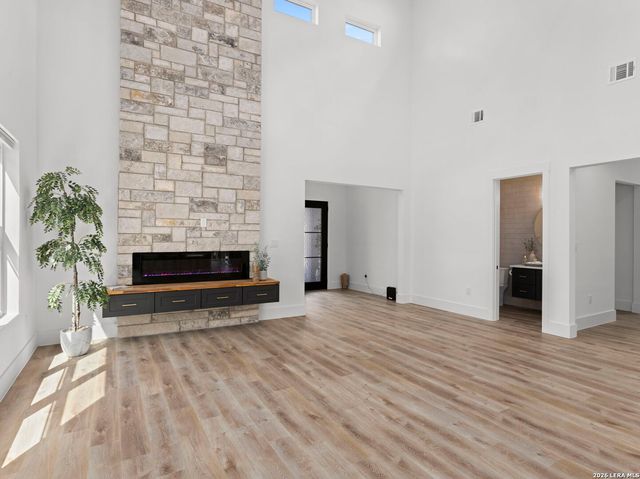22115 Touring Ln, San Antonio, TX 78257