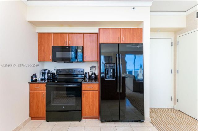 18001 Collins Ave 1414, Sunny Isles Beach, FL 33160