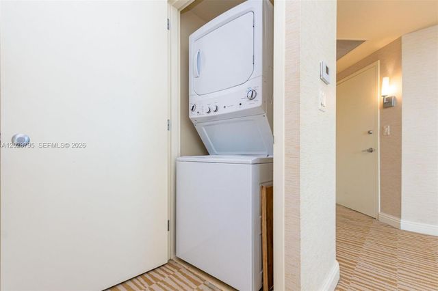 18001 Collins Ave 1414, Sunny Isles Beach, FL 33160