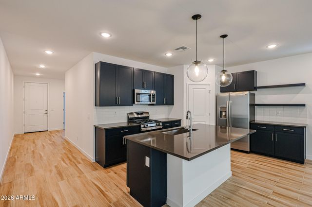 7763 N 86th Lane, Glendale, AZ 85305
