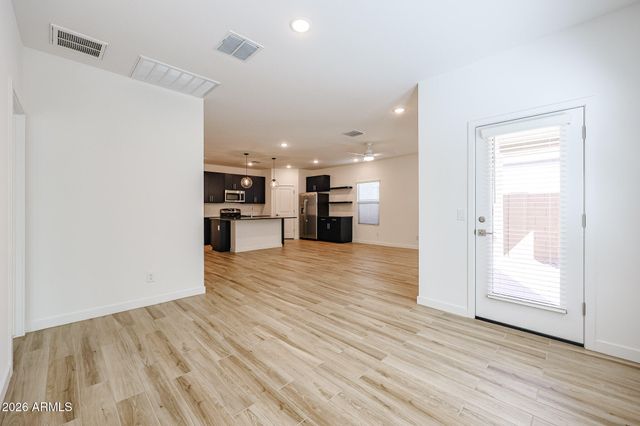 7763 N 86th Lane, Glendale, AZ 85305