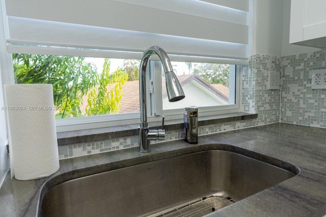 13270 SW 103rd Ter 2, Miami, FL 33186