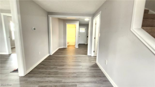 1457 E 289th Street, Wickliffe, OH 44092