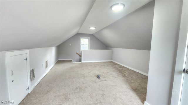 1457 E 289th Street, Wickliffe, OH 44092