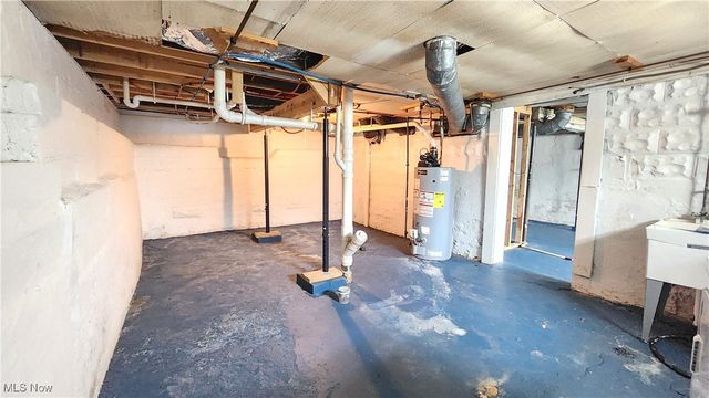 1457 E 289th Street, Wickliffe, OH 44092